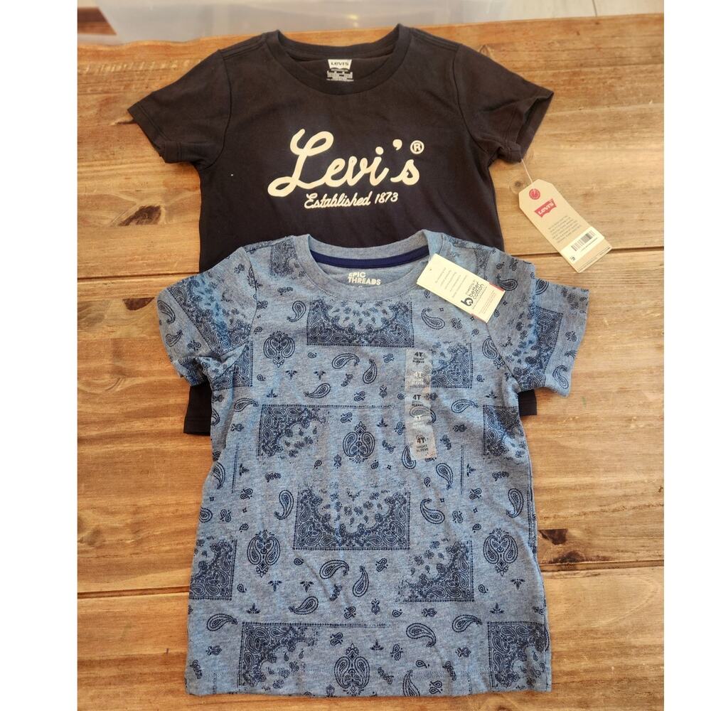 NWT Boy's T-Shirt Bundle Levi's Epic Threads S/4T